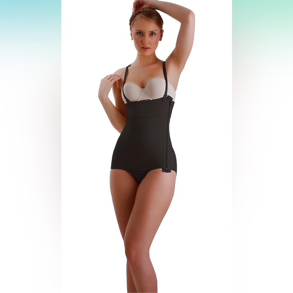 NWT Annette Women's Tummy Tuck Compression Garment